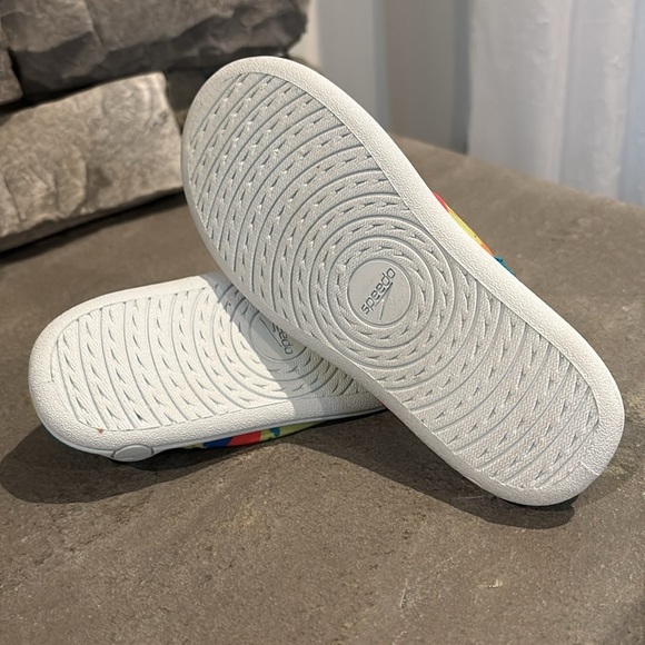 Speedo Dino Scales UV protection,traction water shoes/bootie,slip on,pull tab - Picture 6 of 7